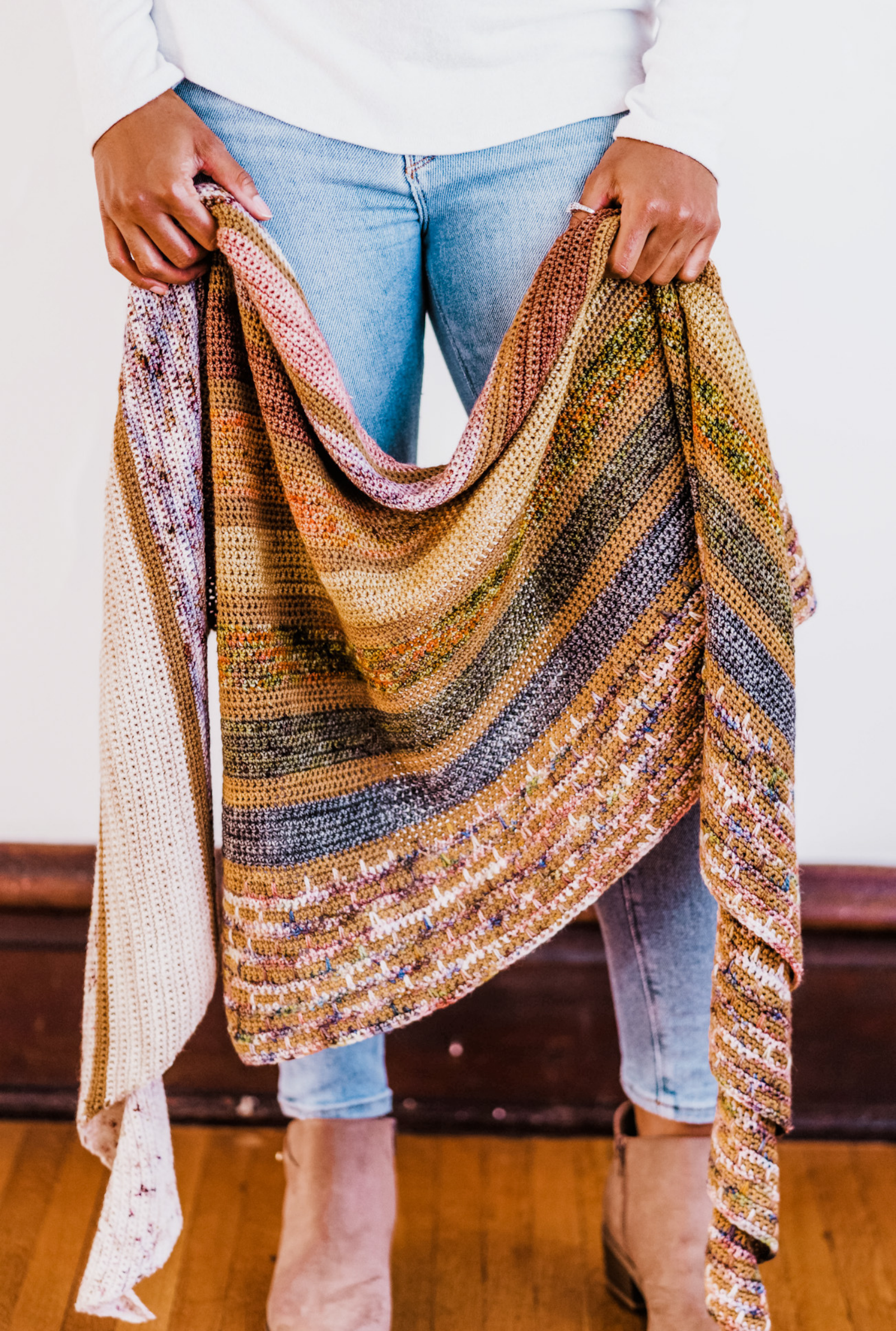 Fairbanks Advent Shawl // Crochet PDF Pattern