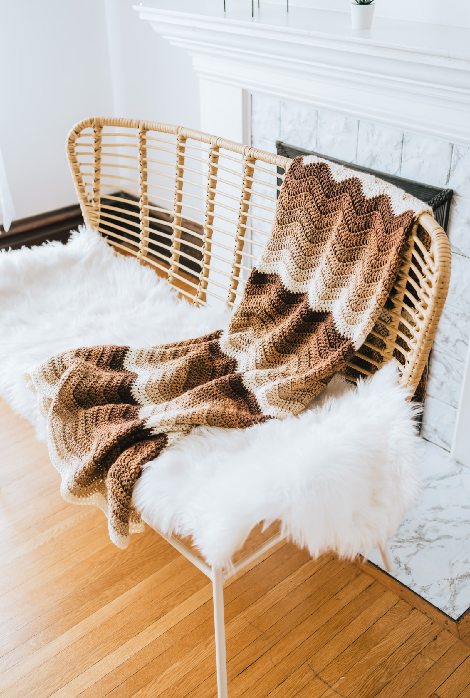 Mocha Ripple Afghan // Crochet PDF Pattern