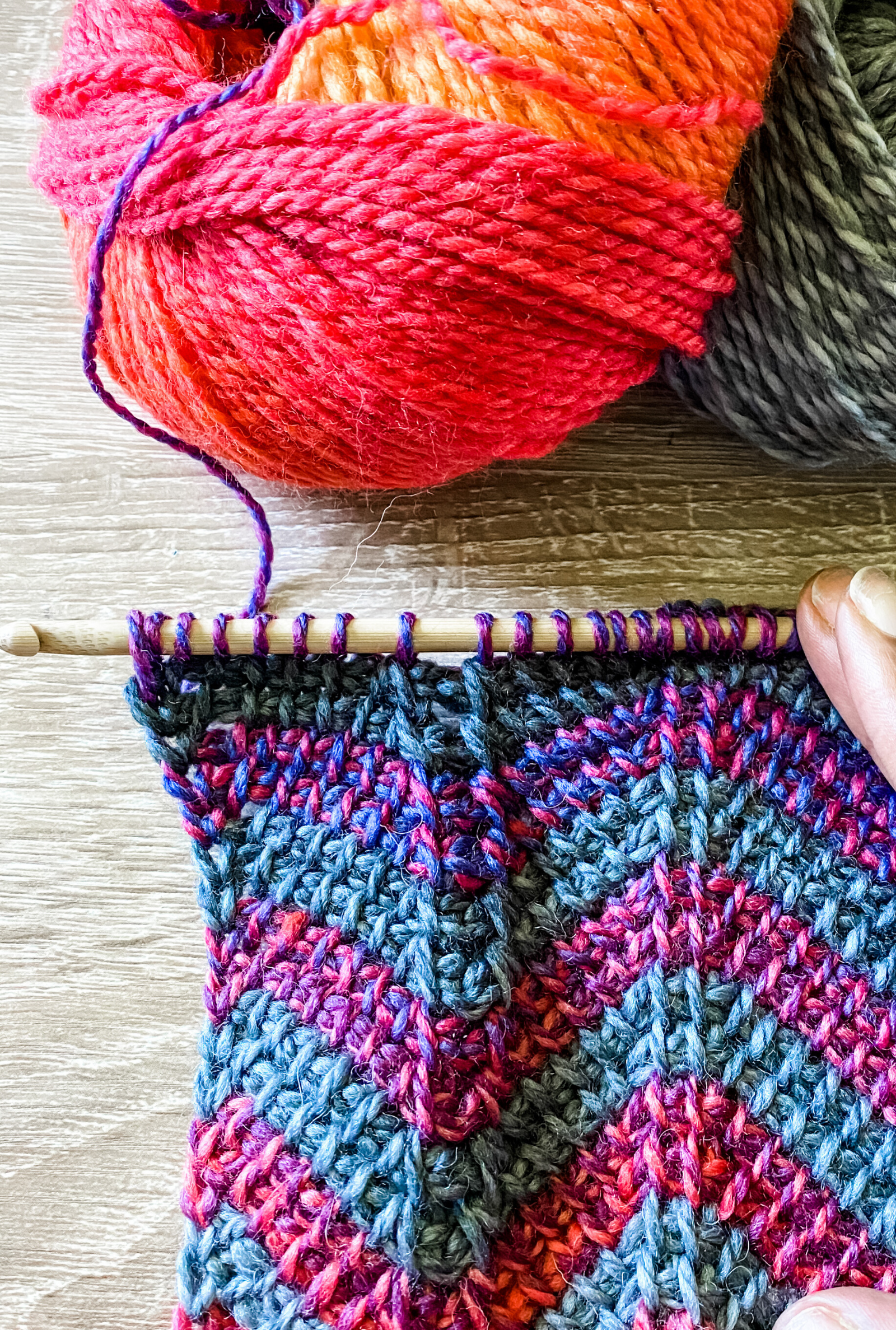 Easy Ripple Pillow // Tunisian Crochet PDF Pattern