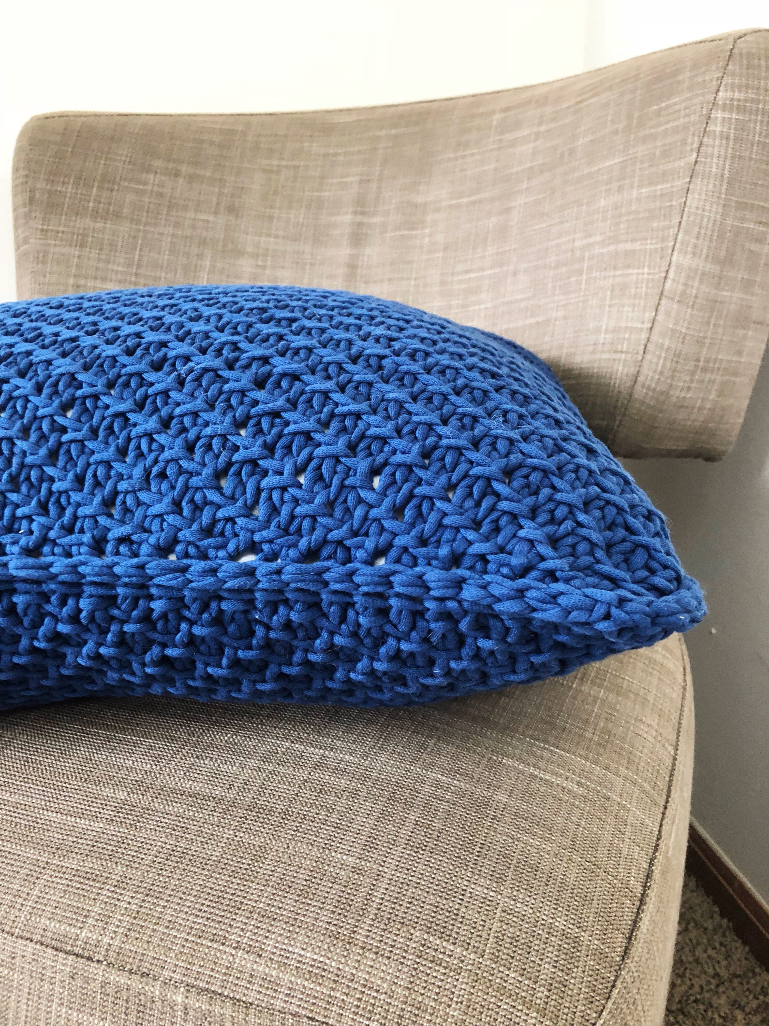 Log Cabin Throw Pillow // Tunisian Crochet PDF Pattern