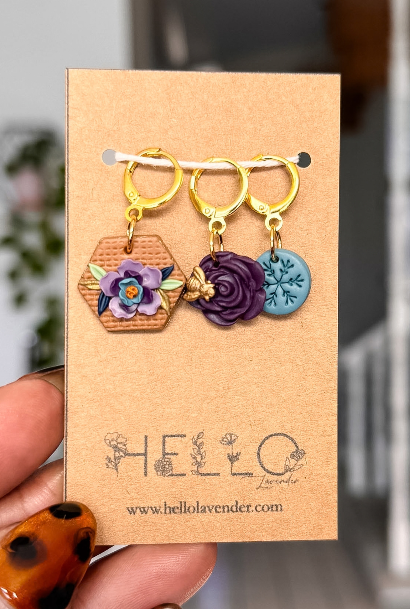 Bee Still Stitch Markers