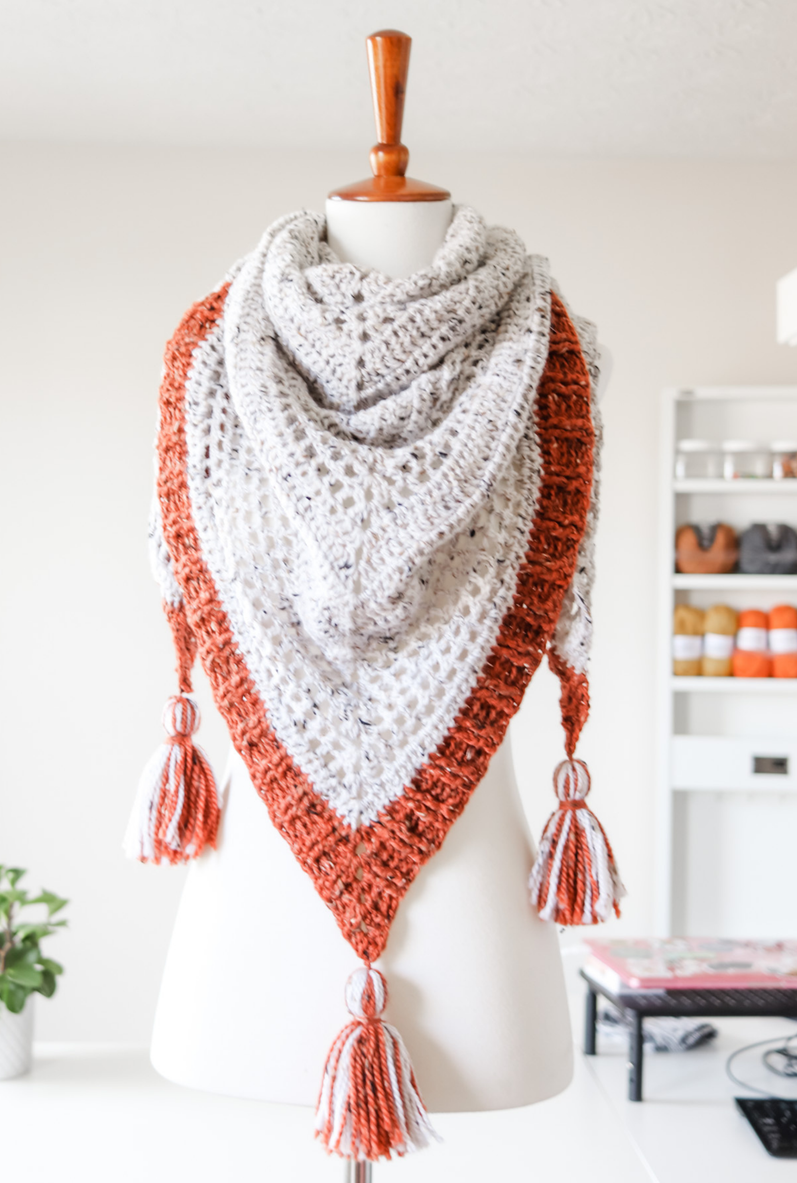 Hayride Triangle Scarf // Crochet PDF Pattern