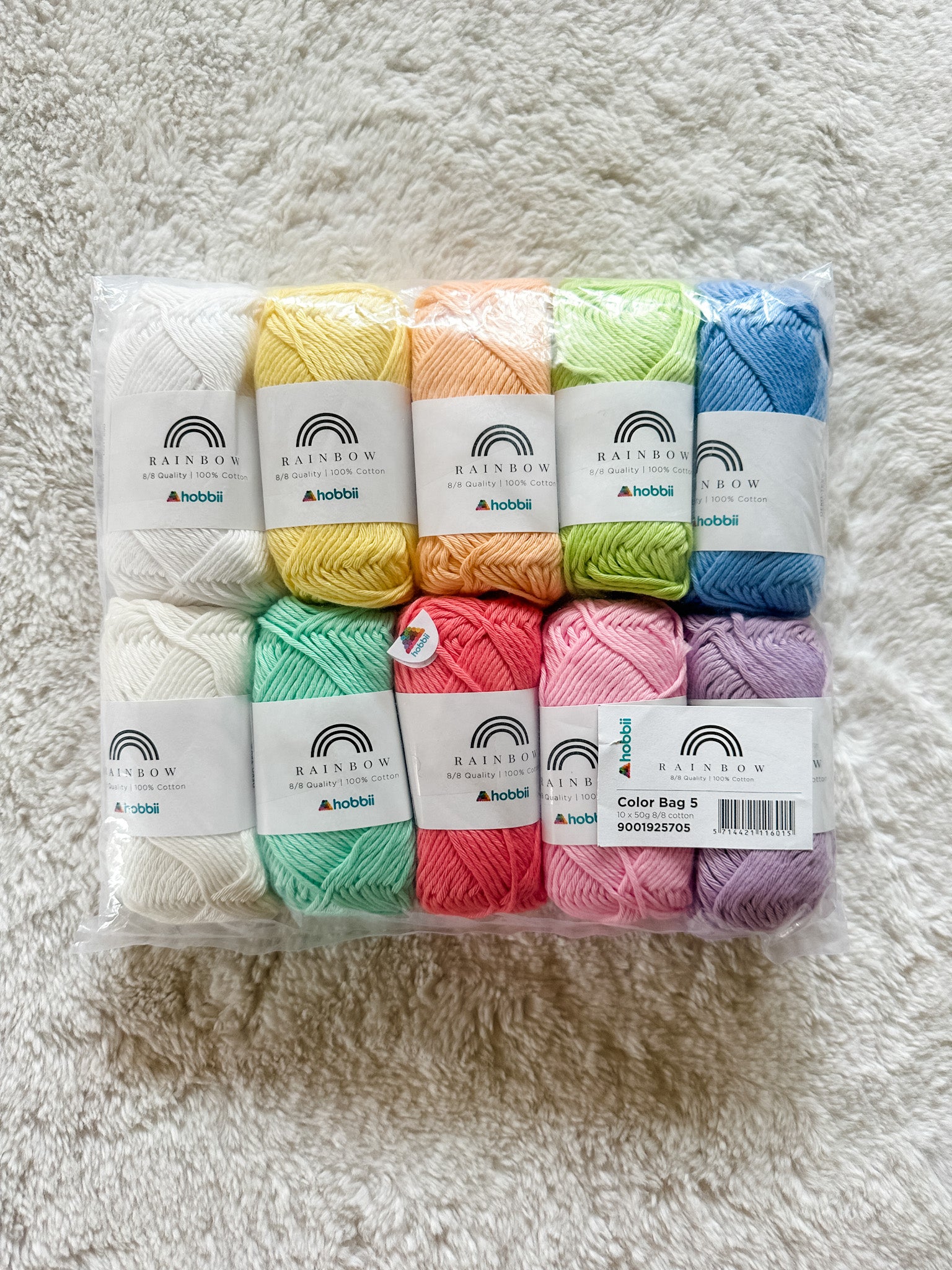 Lot 4 - Hobbii Rainbow Pack, Pastel