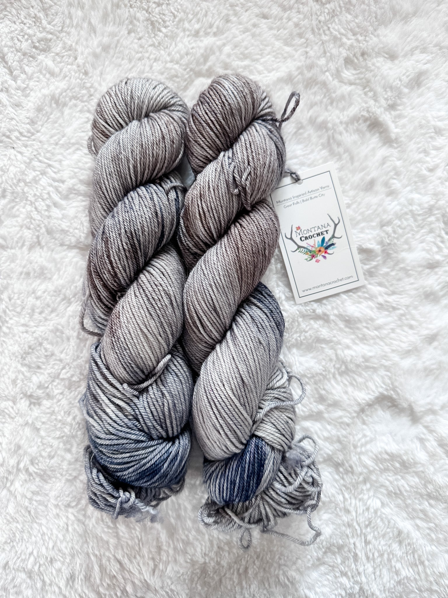 Lot 62 - Montana Crochet, Grey Wolf