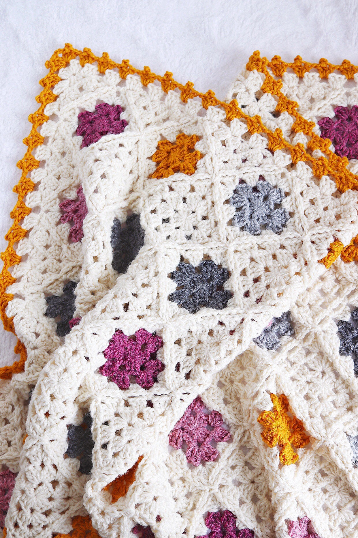 Sweet Granny Baby Blanket // Crochet PDF Pattern