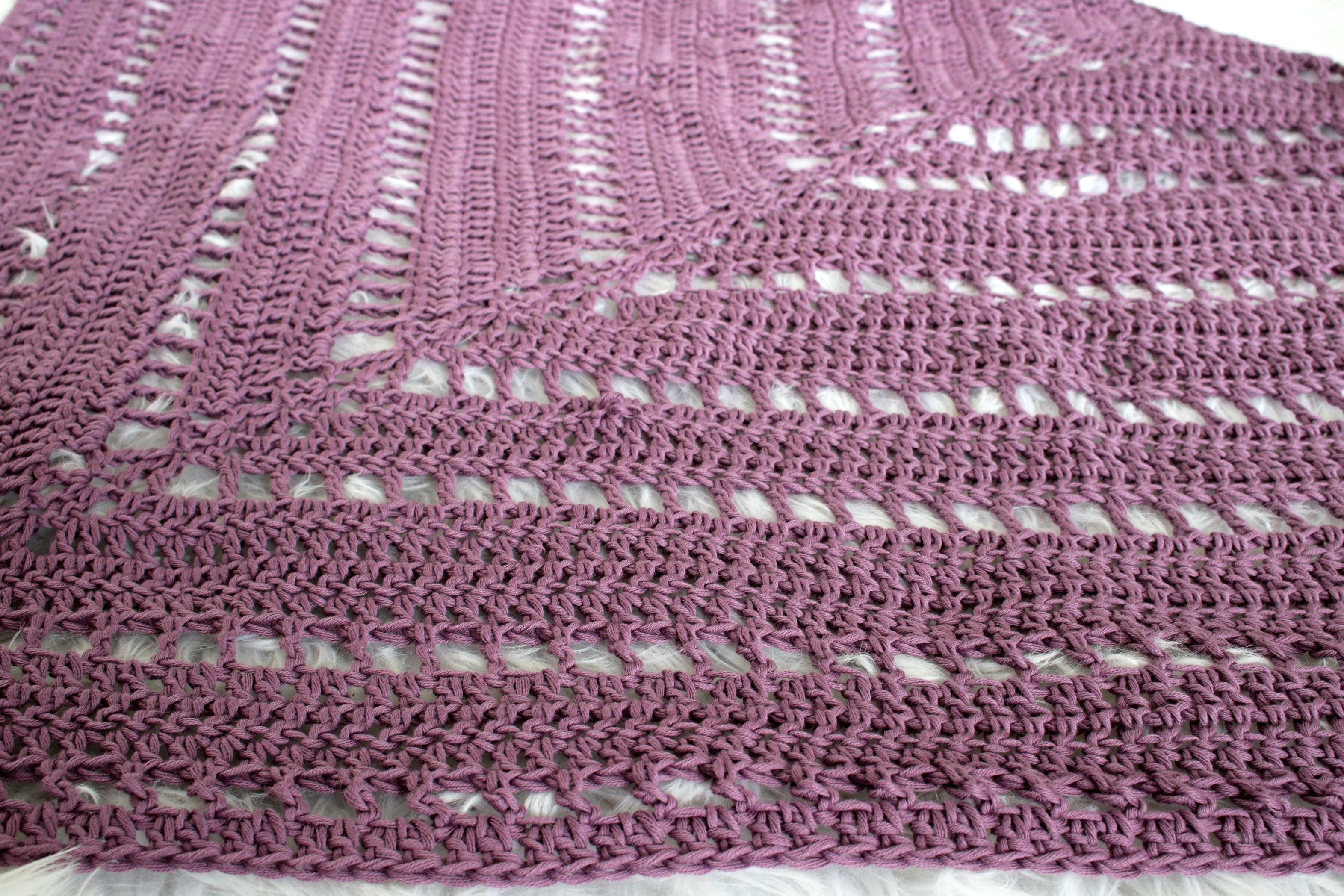 Free Yourself Shawl // Crochet PDF Pattern