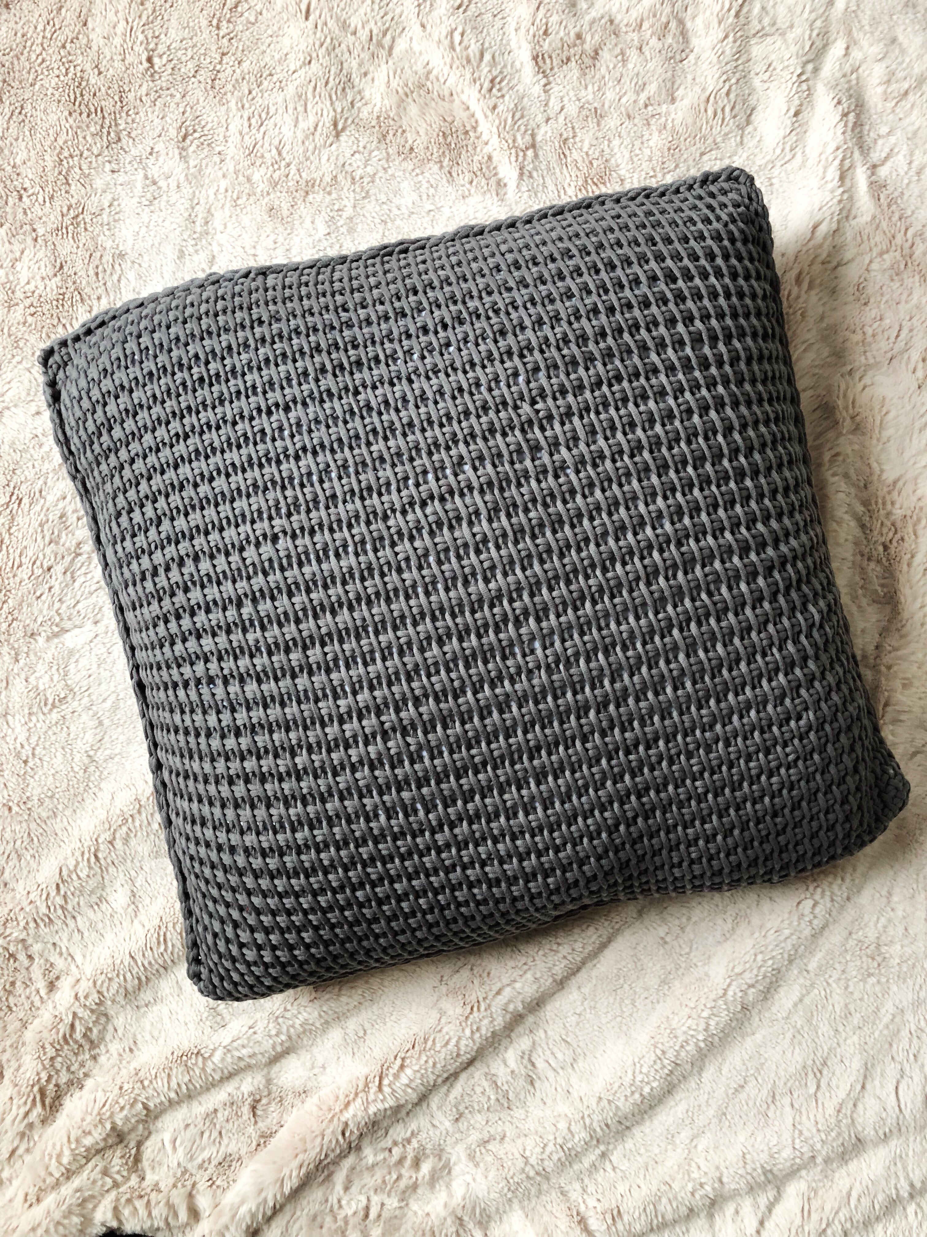 Penthouse Throw Pillow // Tunisian Crochet PDF Pattern