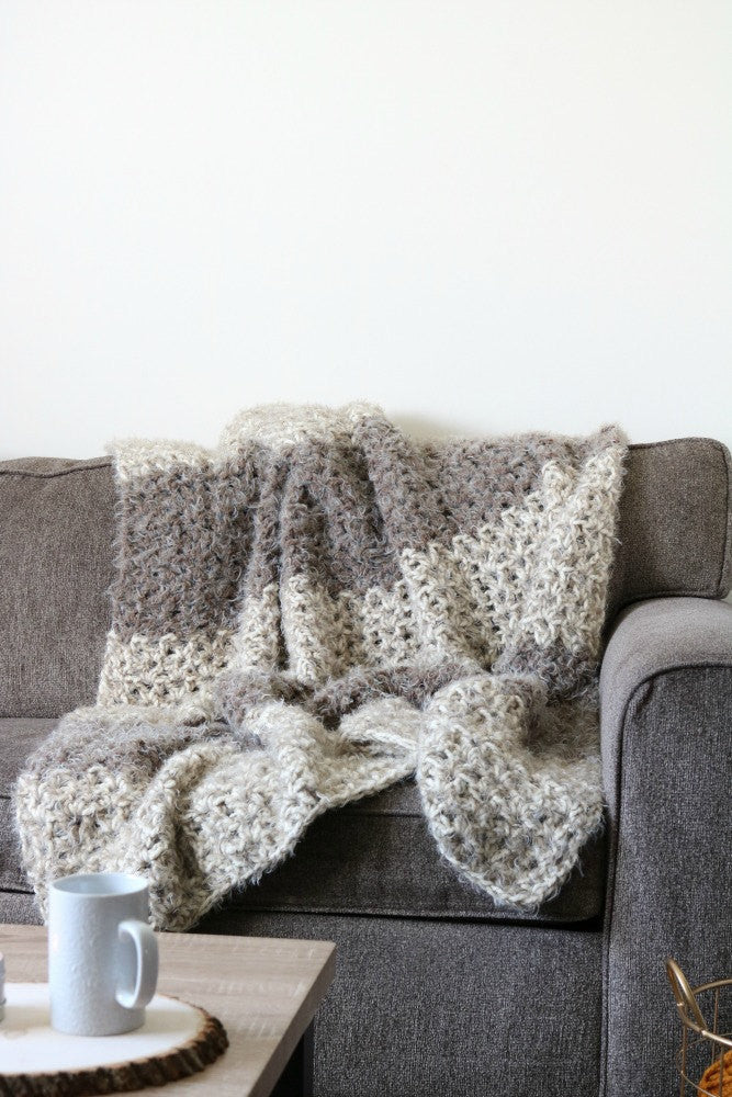 Bear Hug Blanket // Crochet PDF Pattern