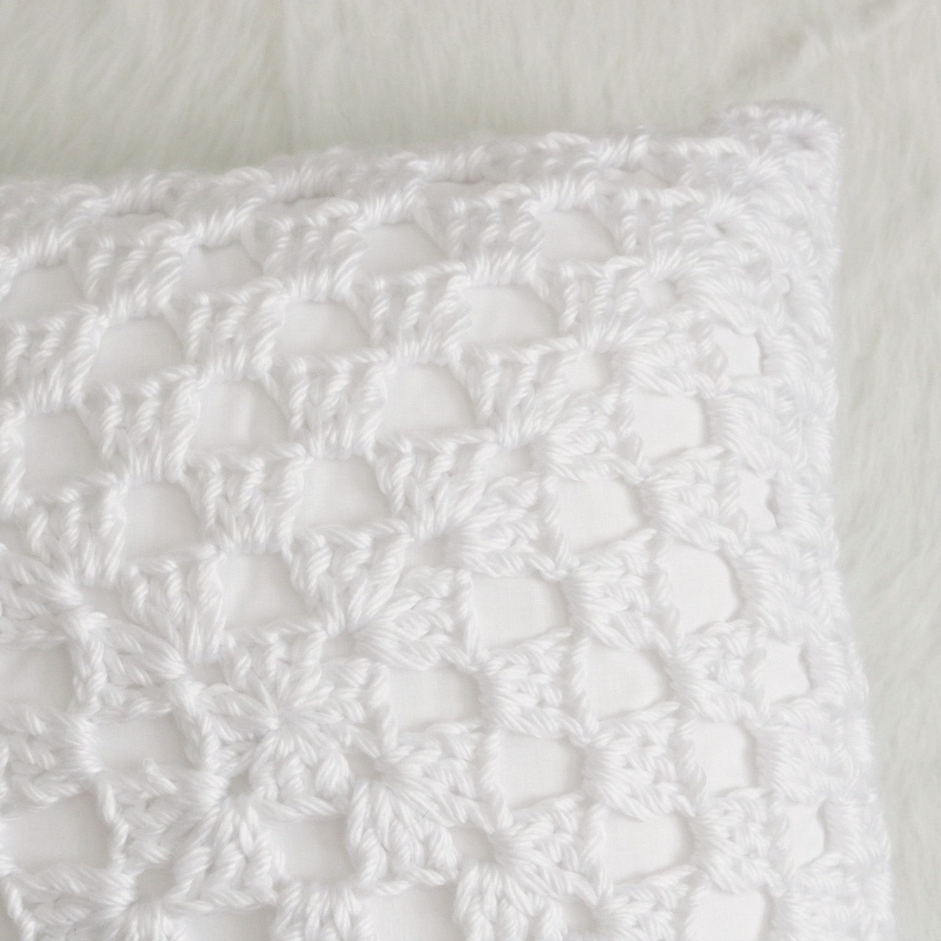 Happy Cactus Pillow // Crochet PDF Pattern